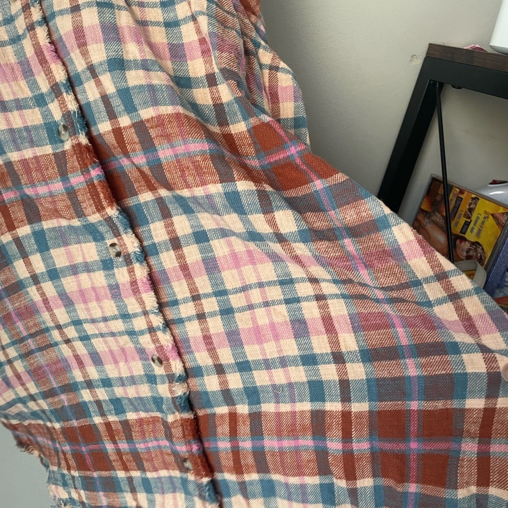 Lucky Brand Pink and Blue Plaid Shirt Size Large - Picture 4 of 10